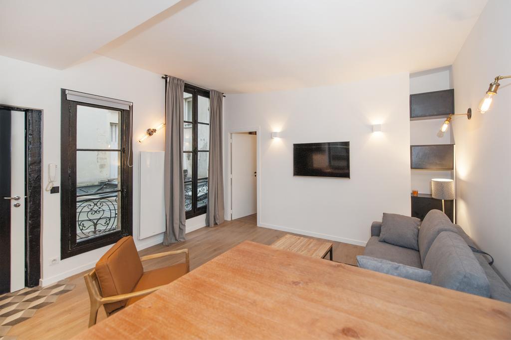 Pick A Flat'S Apartment In Le Marais - Rue Sainte Croix De La Bretonnerie Paris Exterior photo
