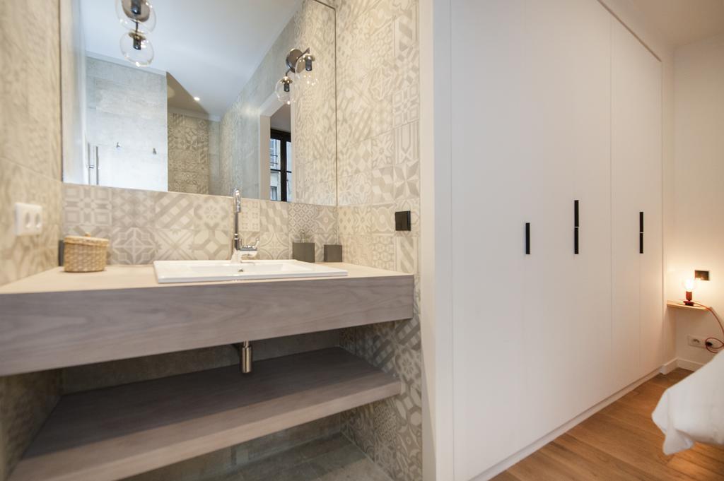 Pick A Flat'S Apartment In Le Marais - Rue Sainte Croix De La Bretonnerie Paris Room photo
