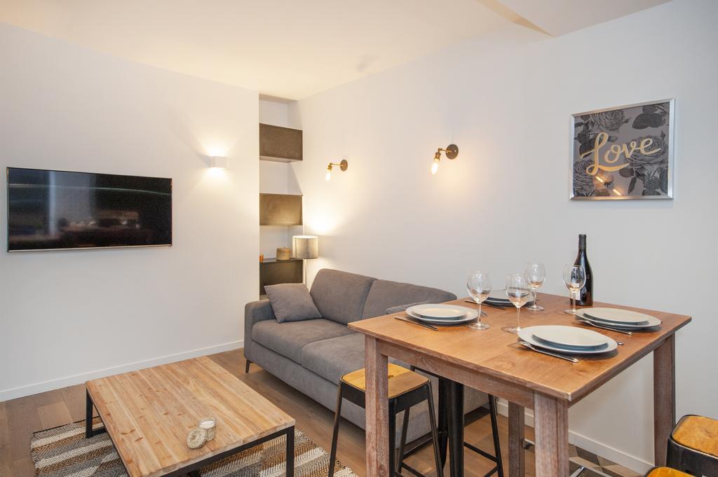 Pick A Flat'S Apartment In Le Marais - Rue Sainte Croix De La Bretonnerie Paris Exterior photo